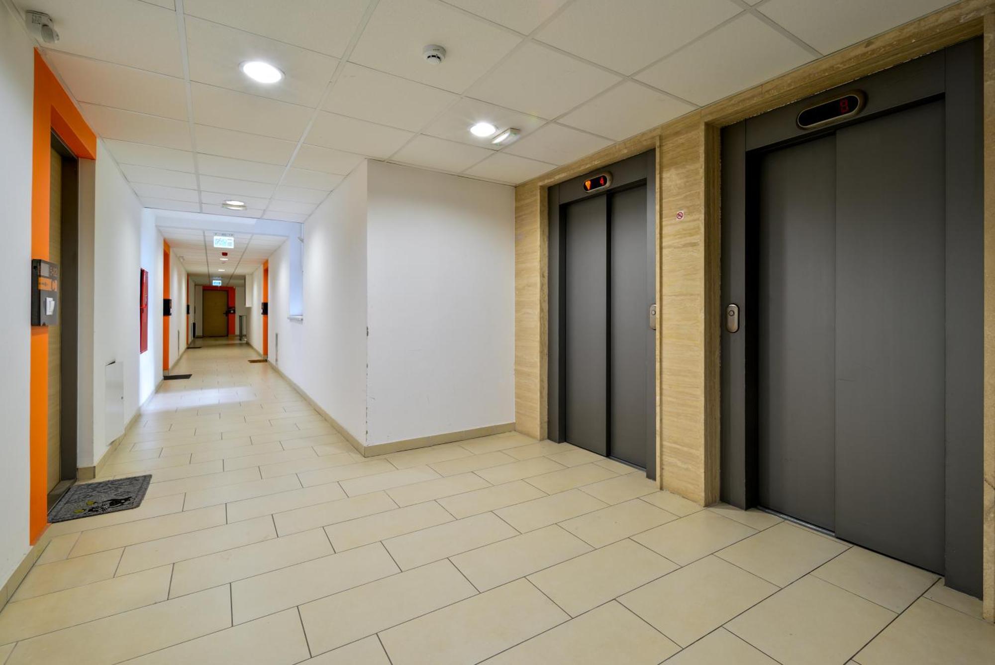 Sun Resort Residential Suite-Free Parking Garage Same Building Budapest Exterior photo